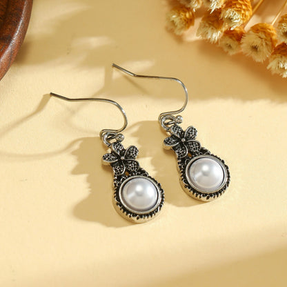 Environmental Alloy Plating Vintage Silver Plated Flower Inlaid Pearl Earrings